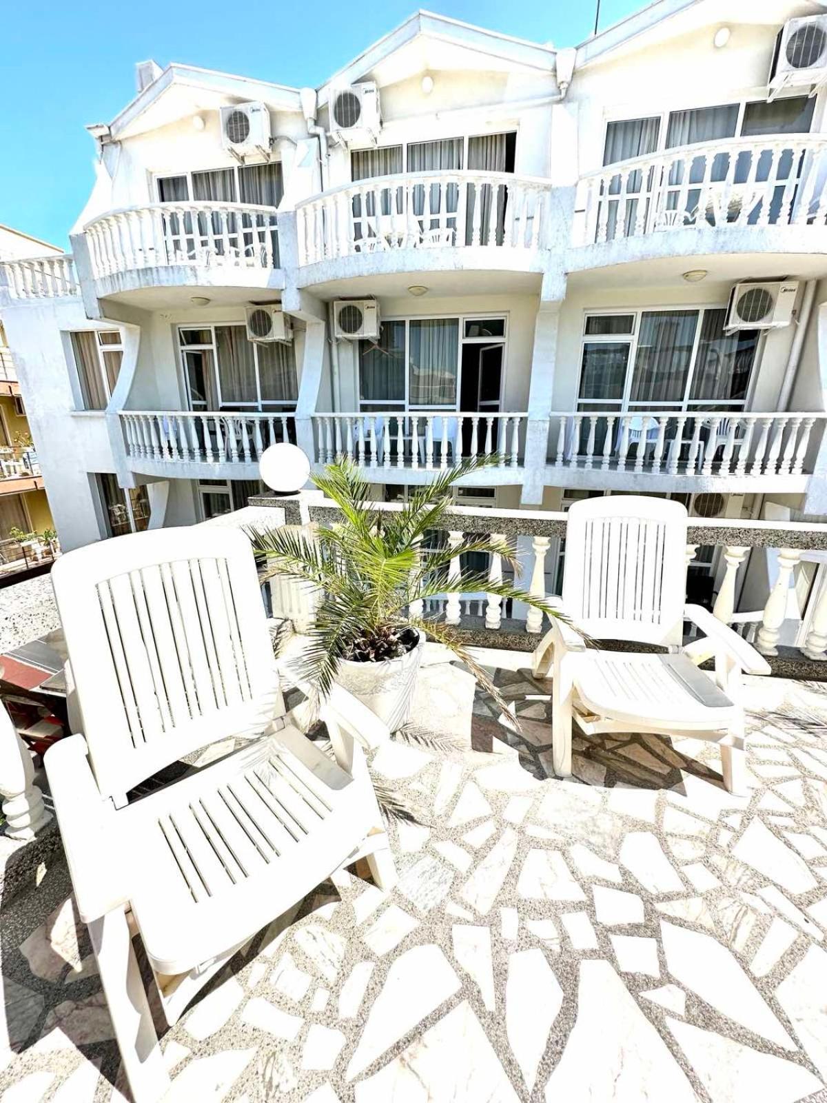 Hotel Yanis Lozenets Luaran gambar
