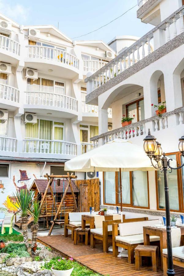 Hotel Yanis Lozenets Luaran gambar