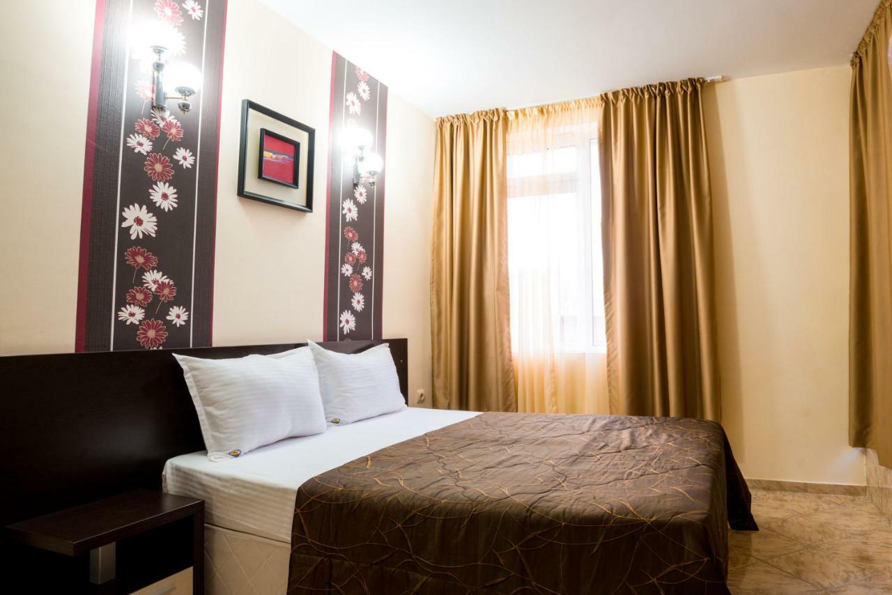 Hotel Yanis Lozenets Luaran gambar